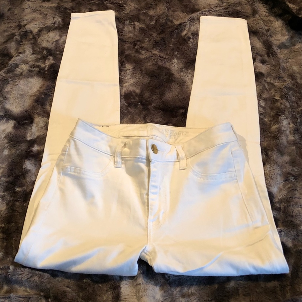 AE white jeggings